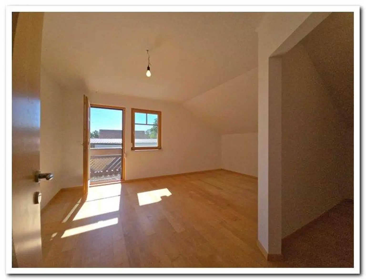 3701 nahe Großweikersdorf/Großwiesendorf: Modernes Einfamilienhaus mit Wohnkeller (sep. Eingang)