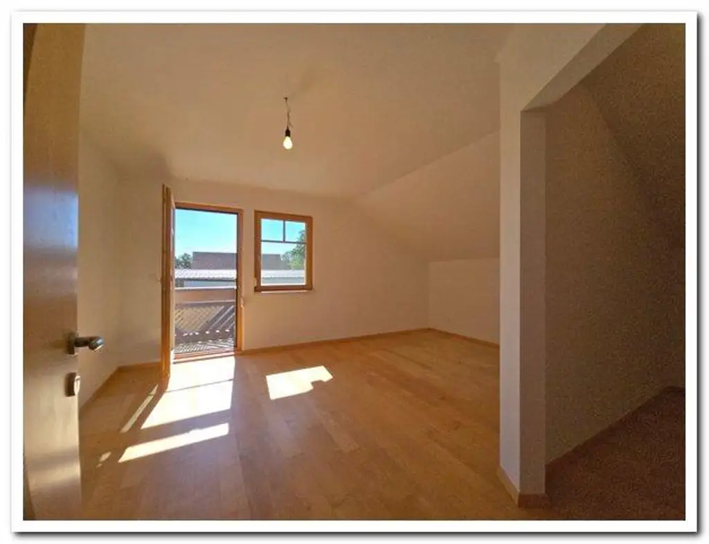 3701 nahe Großweikersdorf/Großwiesendorf: Modernes Einfamilienhaus mit Wohnkeller (sep. Eingang)