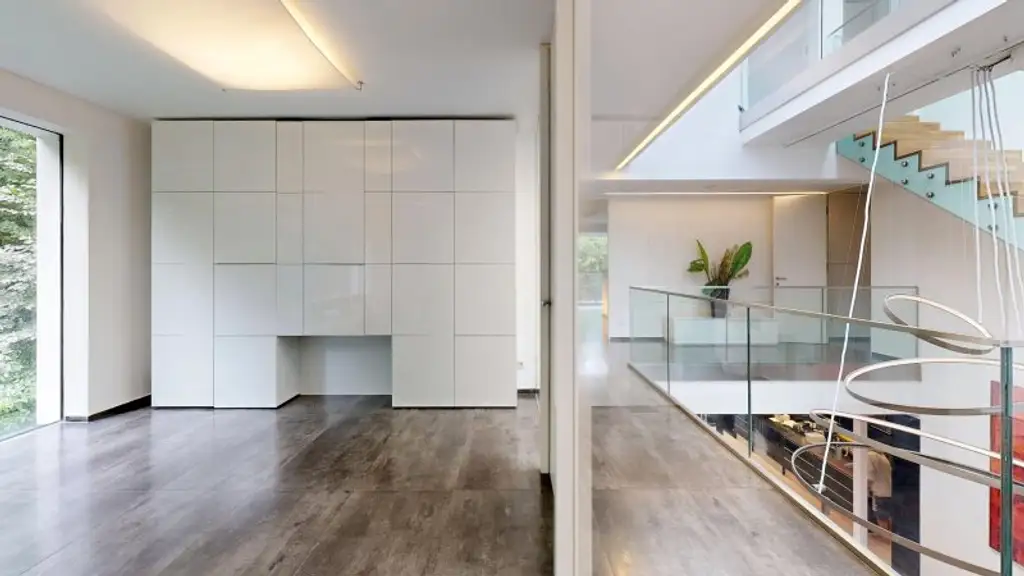 Luxusvilla mit Infinitypool in absoluter Ruhelage in Hinterbrühl – Exklusives Anwesen mit Top-Ausstattung