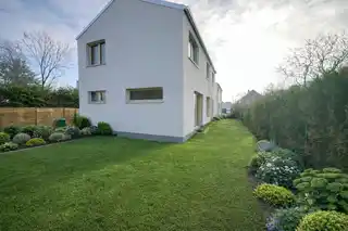 c816effa-254d-4fa9-b5d3-612a1c49463f