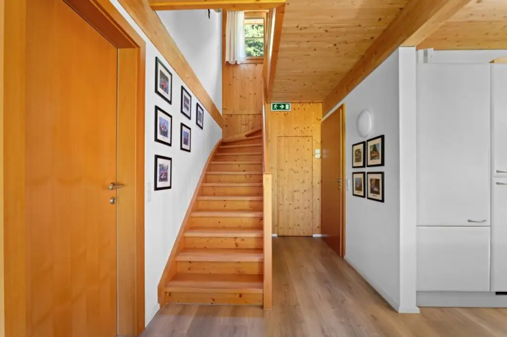 Traumhaftes Chalet in Bartholomäberg: 6 Zimmer, Garten, Terrasse & viel Platz!
