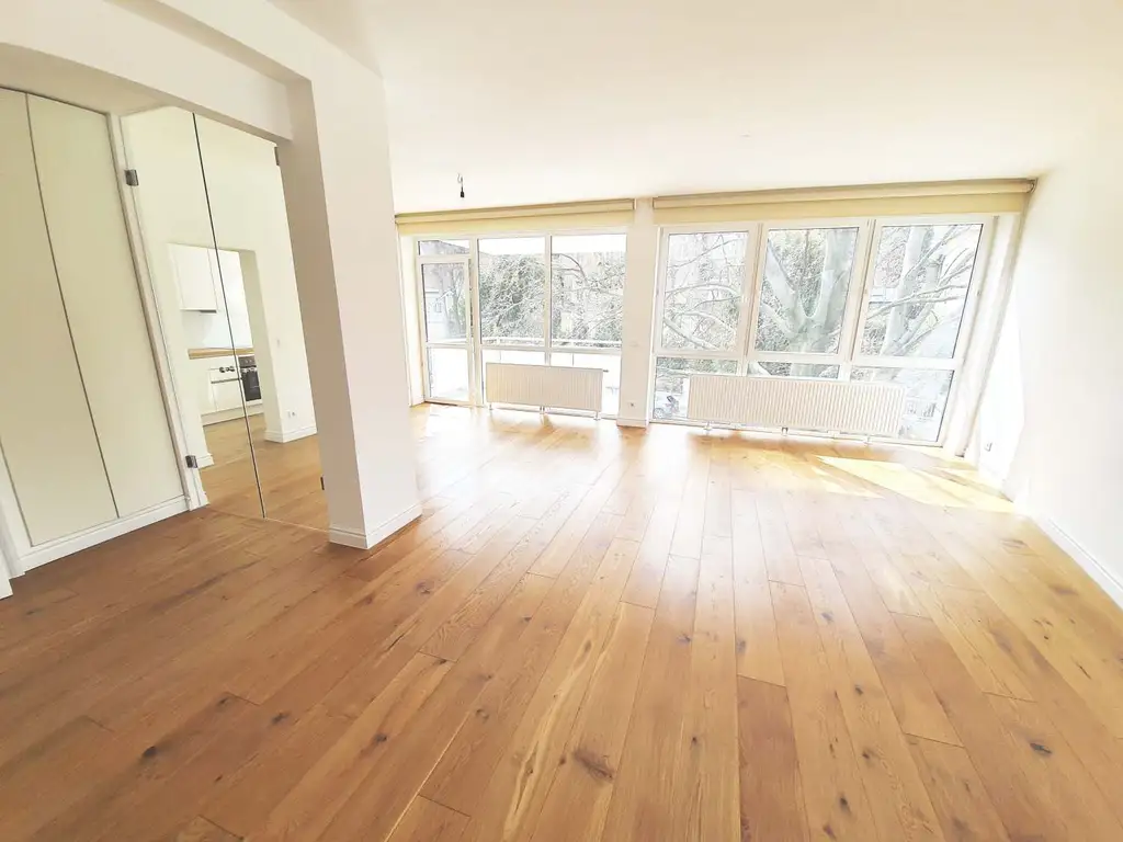 Moderne 3-Zimmer-Wohnung mit 2 Balkonen und hochwertiger Ausstattung in Glanzing