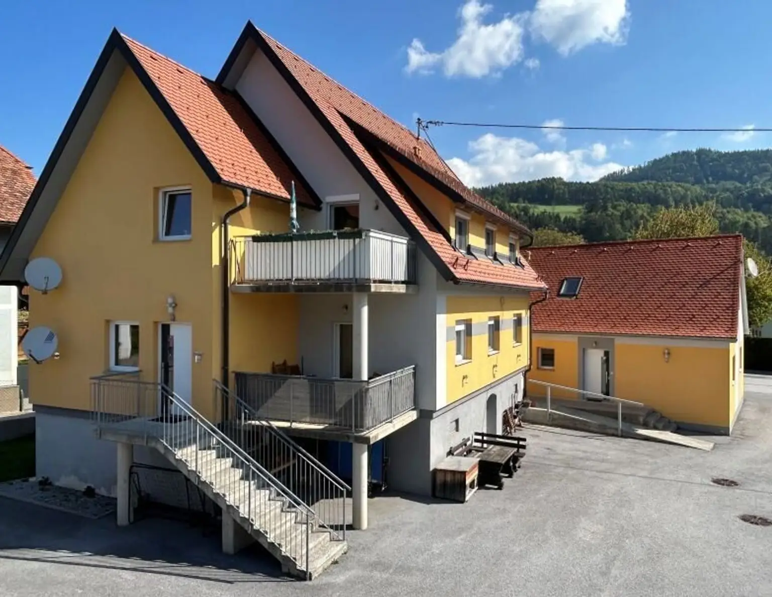 Kernsaniertes Zinshaus mit 6 Wohneinheiten in Anger bei Weiz - Oberfeistritz - KP € 550.000,-- netto