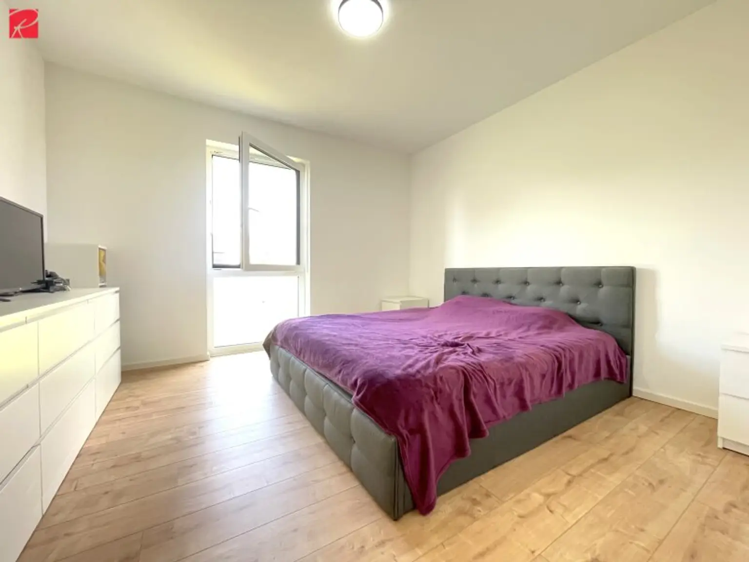 Moderner Bungalow mit stillvoller Küche