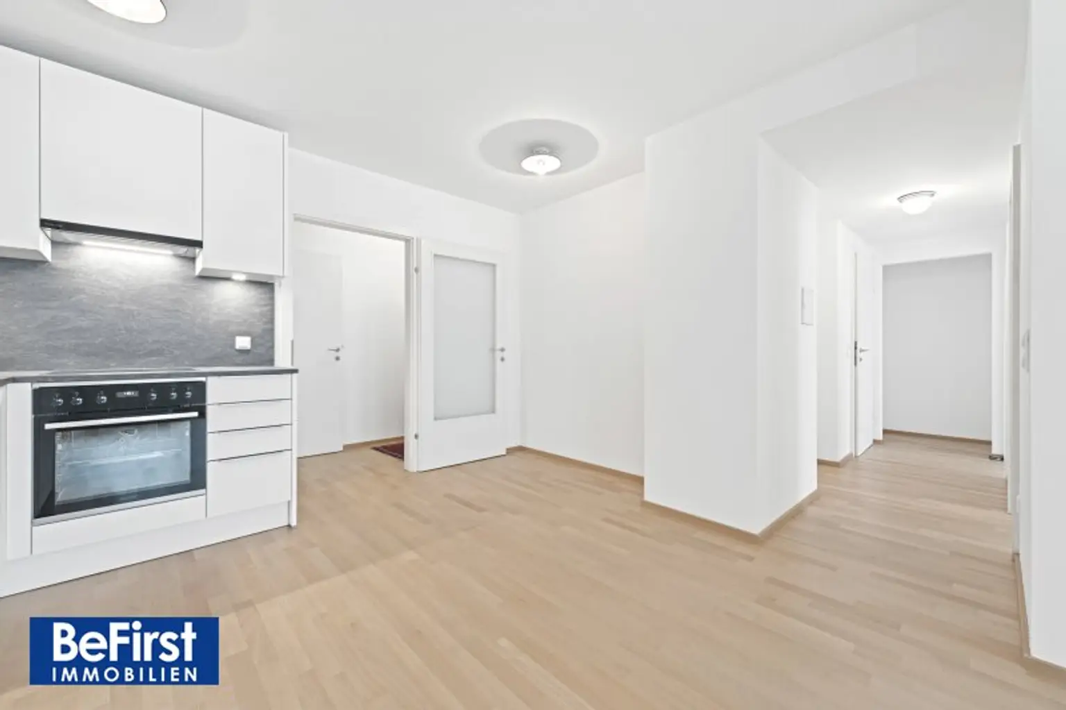 Zauberhafte 3 Zimmer Balkonwohnung in Fußgängerzone nächst Mariahilferstraße