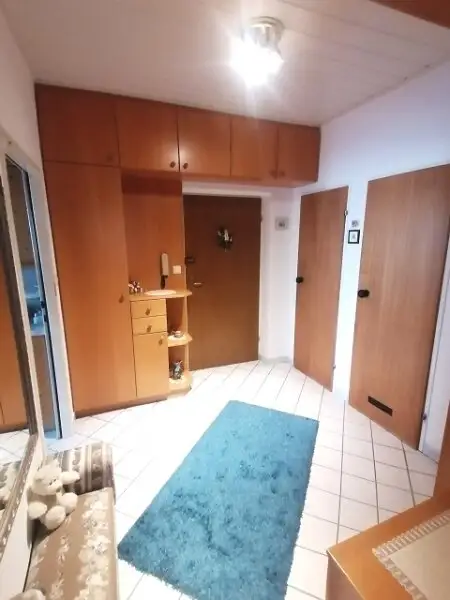 Leistbares Eigentum in Grünlage: 2-Zimmer-Wohnung mit Loggia und Stellplatz!