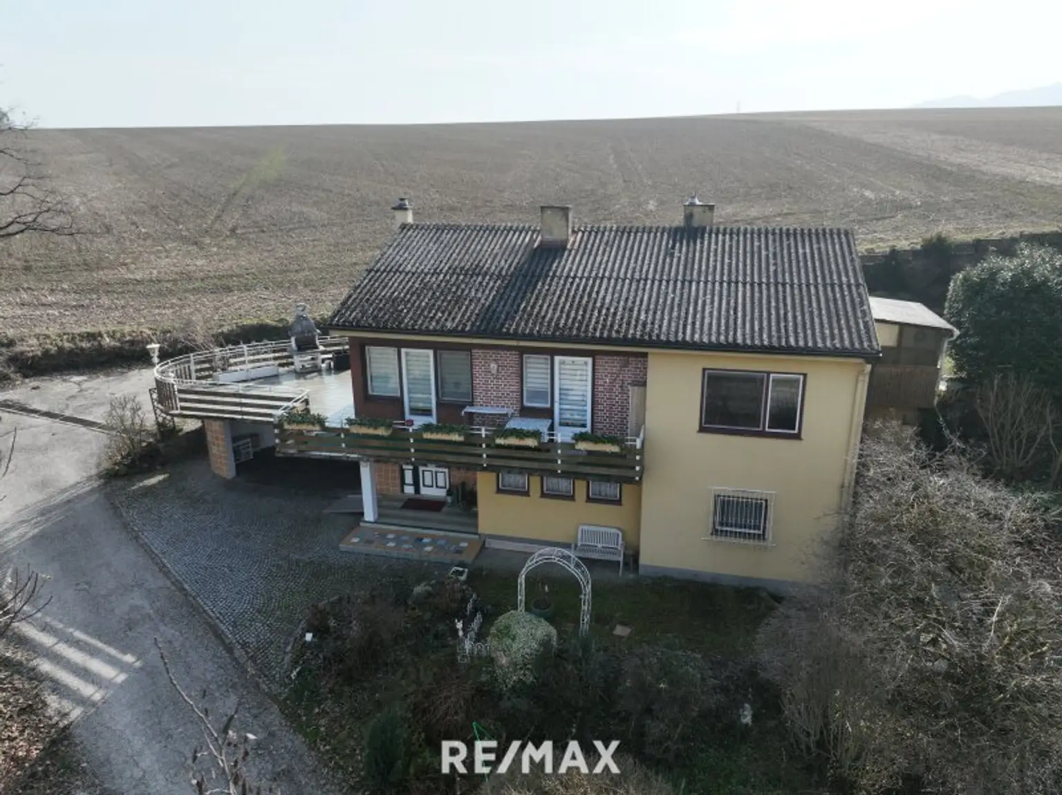 Haus in Ortsrandlage