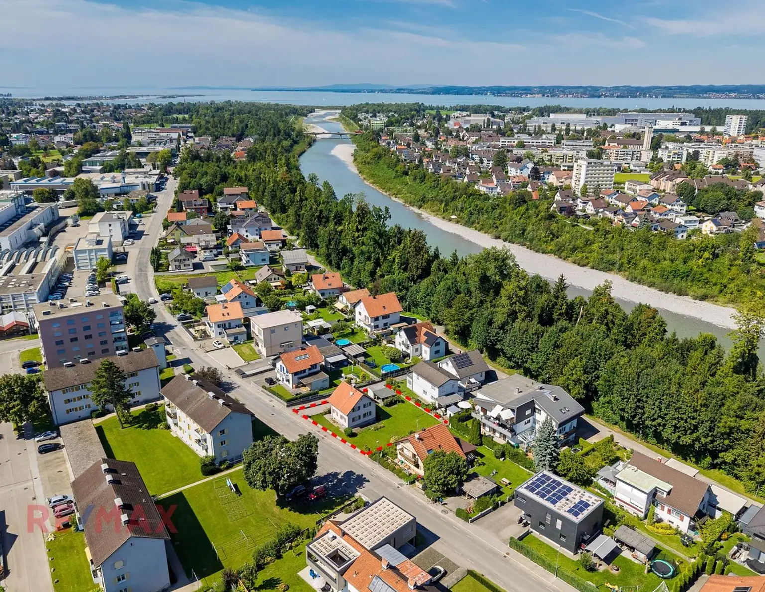 Seltene Gelegenheit: Grundstück mit Altbestand in gefragter Lage
