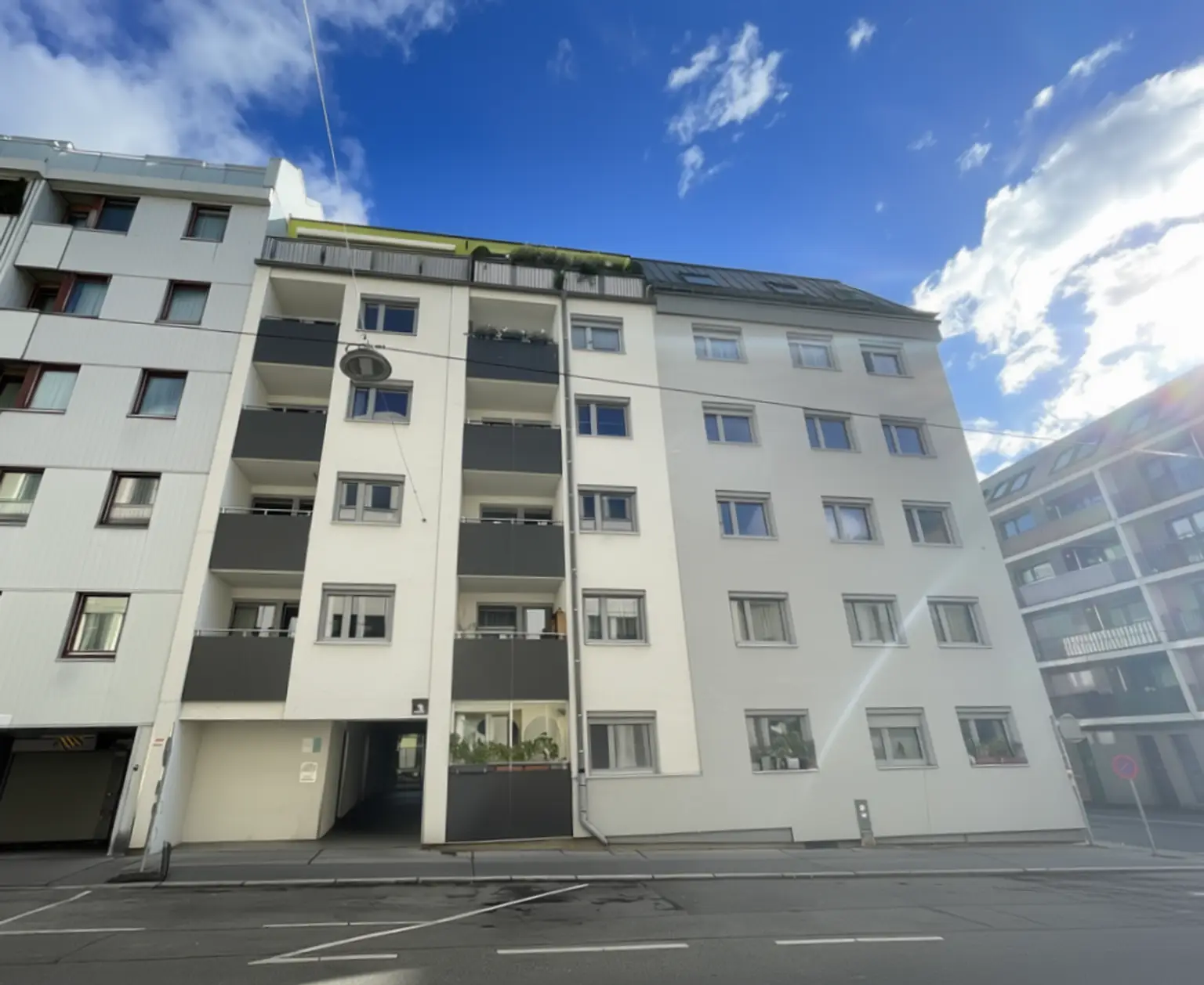 Top-sanierte 1-Zimmer-Wohnung in Hofruhelage