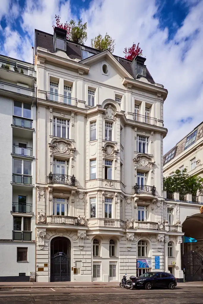 AB SEPTEMBER: Exklusive 6-Zimmer-Wohnung - Großzügiges Wohnen zwischen Belvedere und Innenstadt