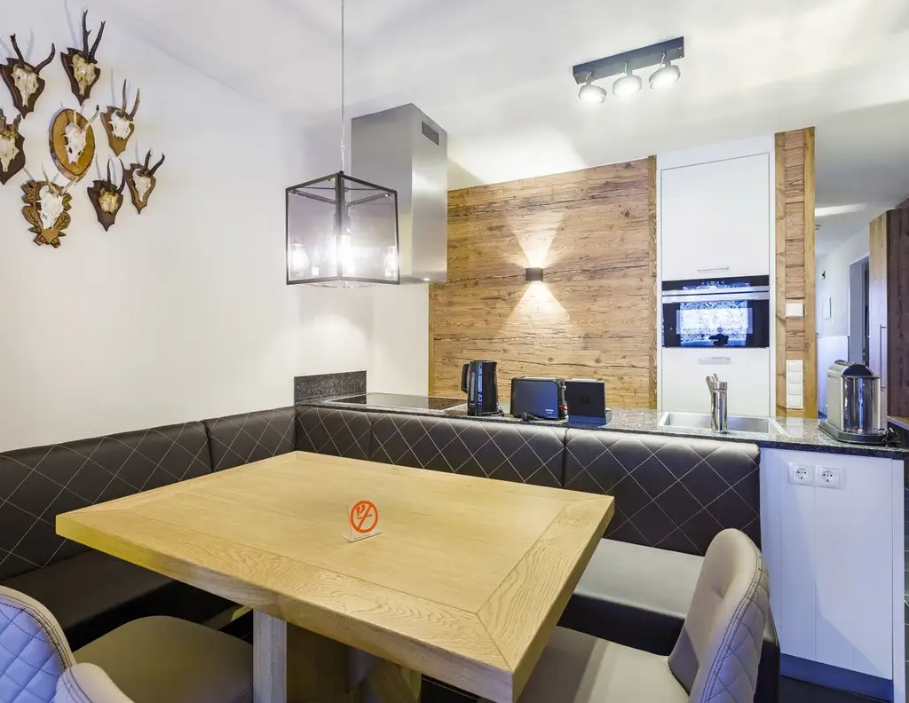 Avenida Mountain Lodges Saalbach | Gemütliches Apartment in idealer "Sportdestination"/Top 203