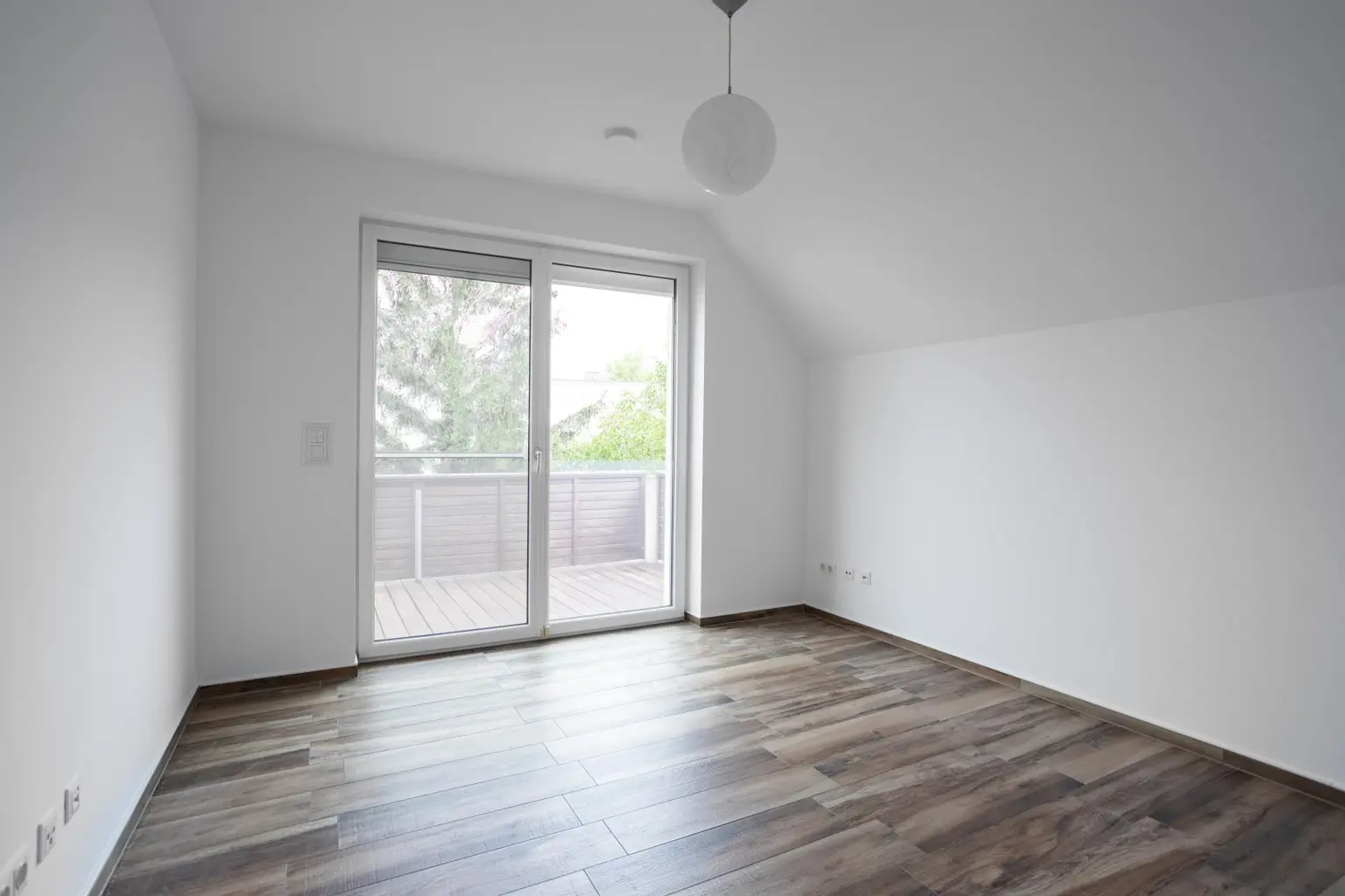 “Komfort trifft Raumgefühl-Modernes Wohnen in Bestlage von Korneuburg!“
