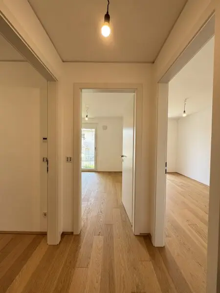 Moderne Erstbezugswohnung mit Balkon und Garage in 1210 Wien – Ihr neues Zuhause!