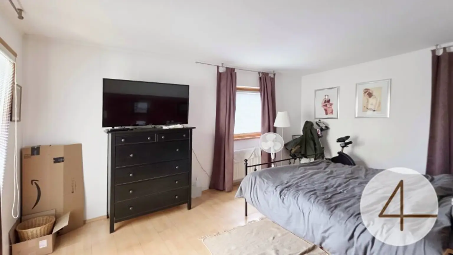 Zweifamilienhaus mit ca. 300 m² Wohnfläche