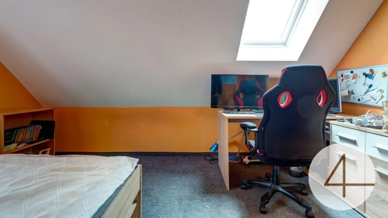 Ihr neues Zuhause: Stilvolles Einfamilienhaus mit Pool in ruhiger Lage