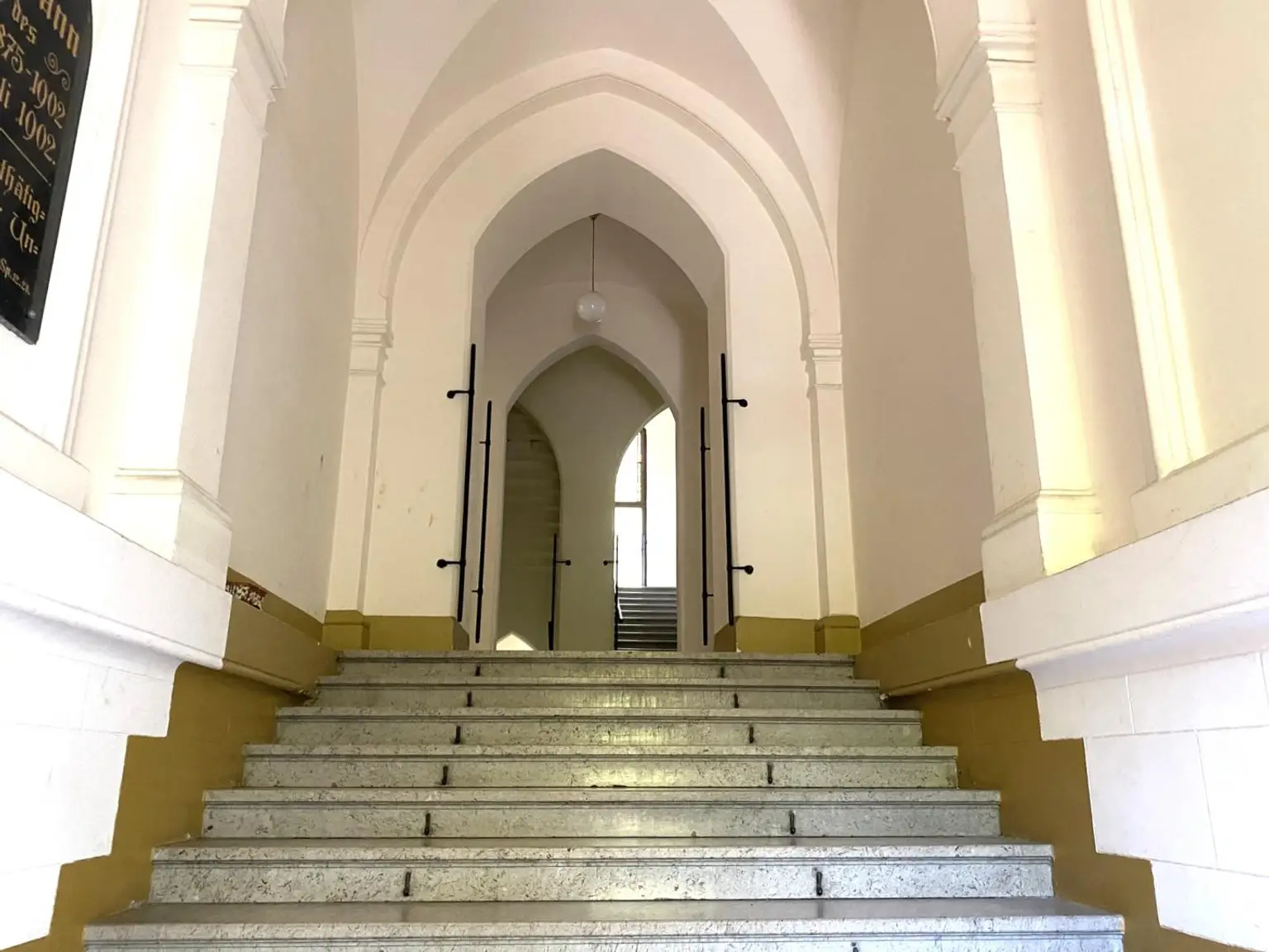Unbefristet vermietete Wohnung nahe Hohe Warte und Wertheimsteinpark