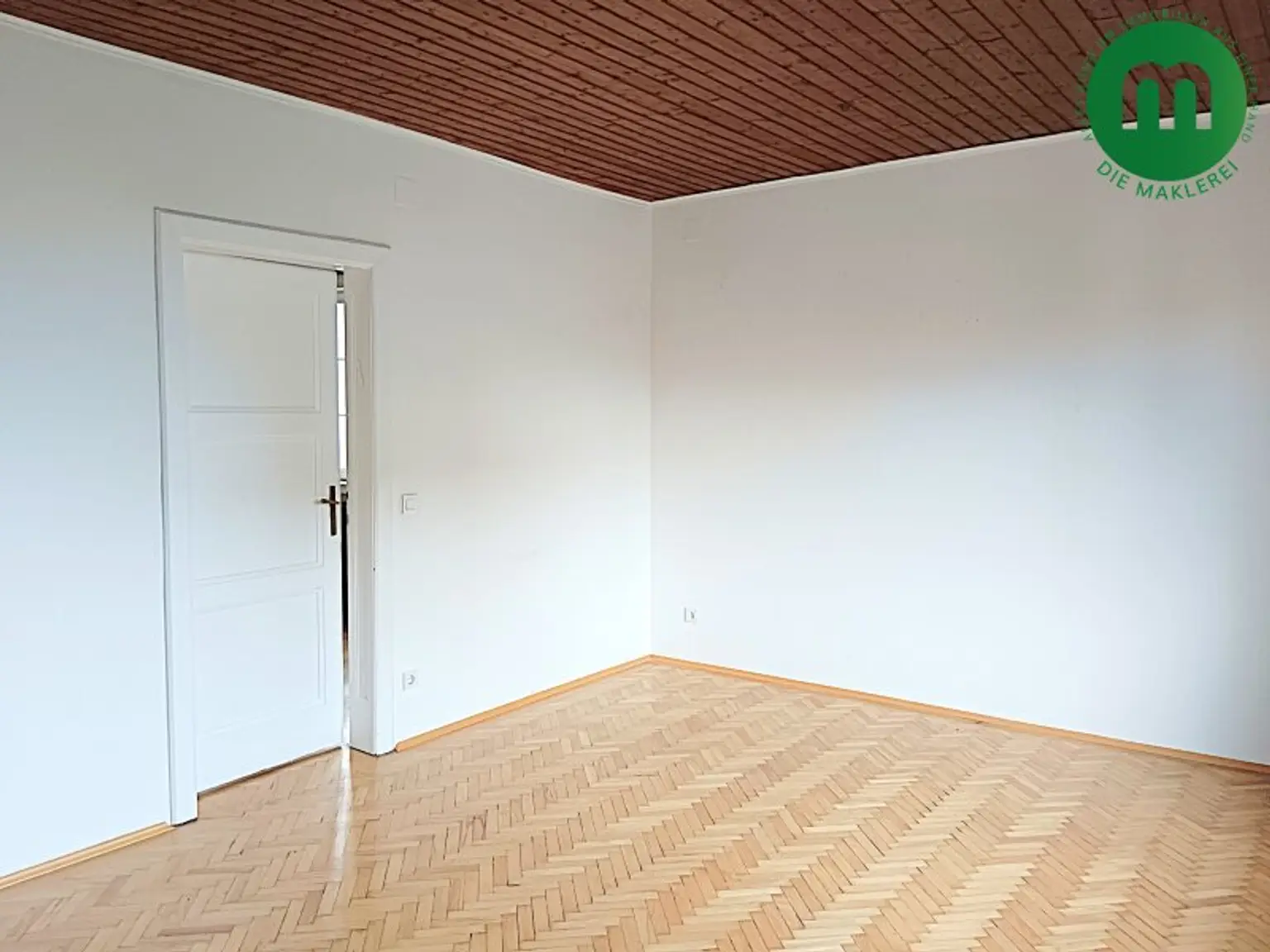 Unbefristet: Geräumiger 2-Zimmer-Altbau nahe Matzleinsdorfer Platz