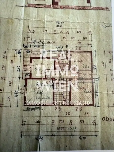 Perfekt gelegenes EFH in Villach: ca.160 m² Wfl, Garten, Balkon & Stadtblick! 370.000 €