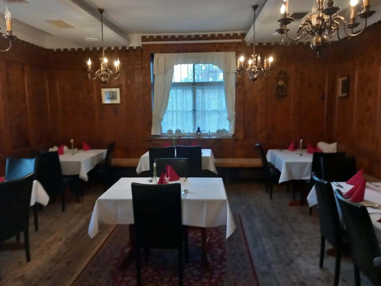 Zirbenstube nach Ost