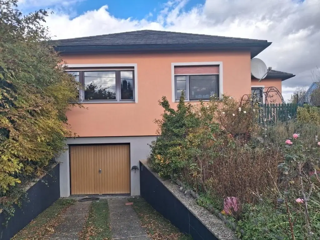 "Miethaus mit Terrasse und Garten - Breitenlee - Neuessling"