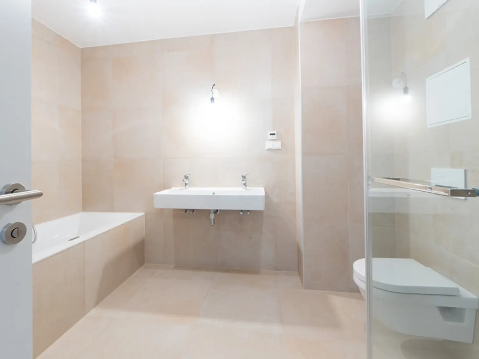 Vielzimmerwohnung für vielseitige Individualisten. 151 m², 5 Zimmer, 2 Terrassen und ganz viel Platz