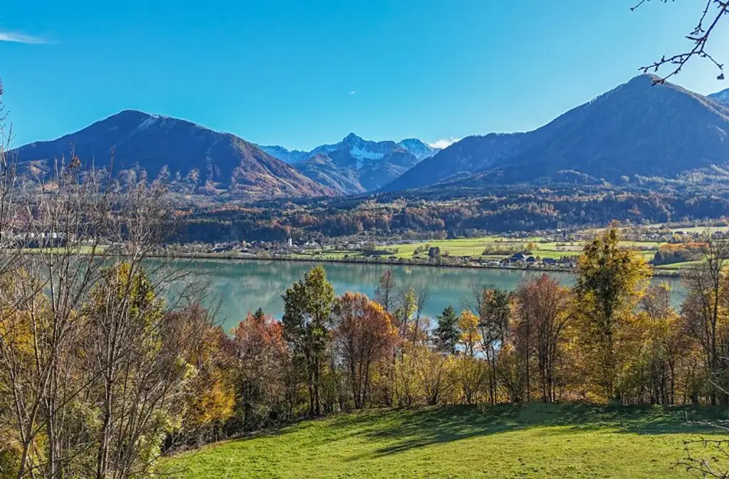 Traumgrundstück für Individualisten in sonnenverwöhnter Lage