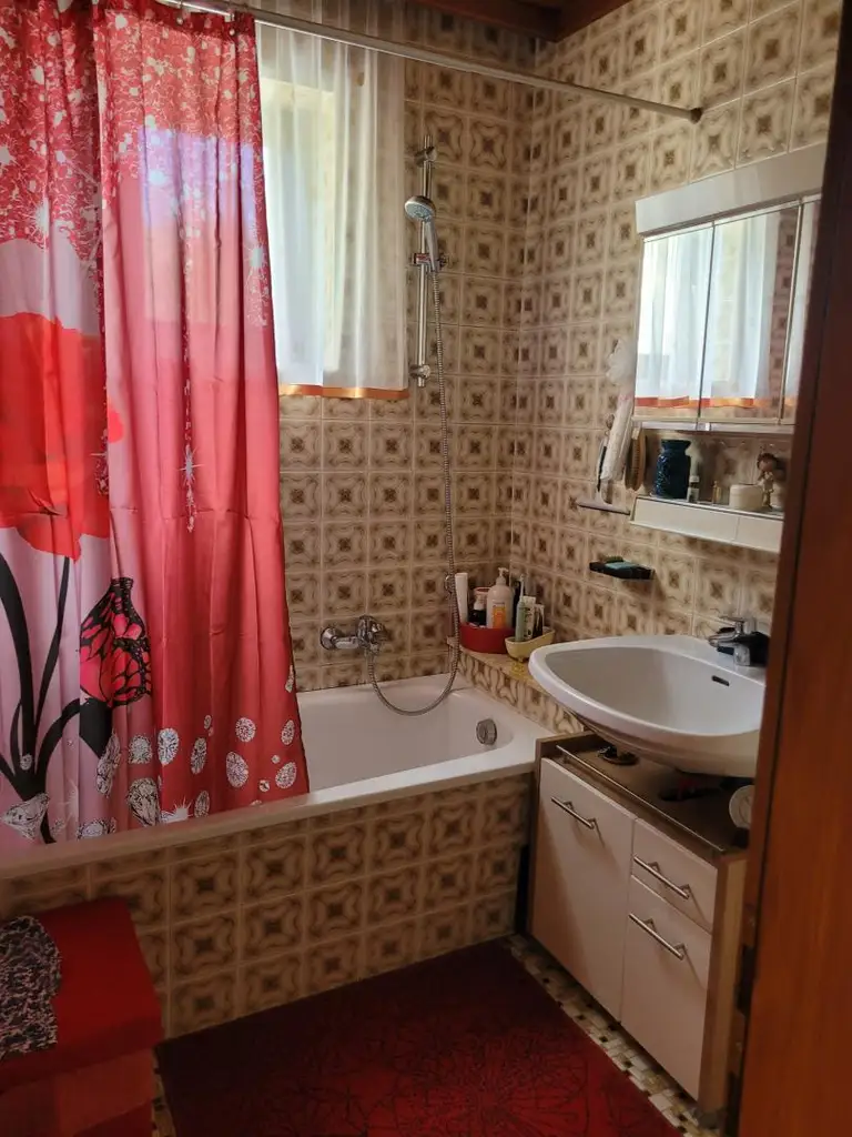 Wohnen wo andere Urlaub machen - Haus mit Traumaussicht nahe Stubenbergsee