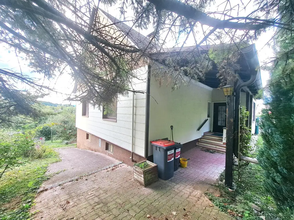 2 GETRENNTE WOHNEINHEITEN IN EINEM HAUS