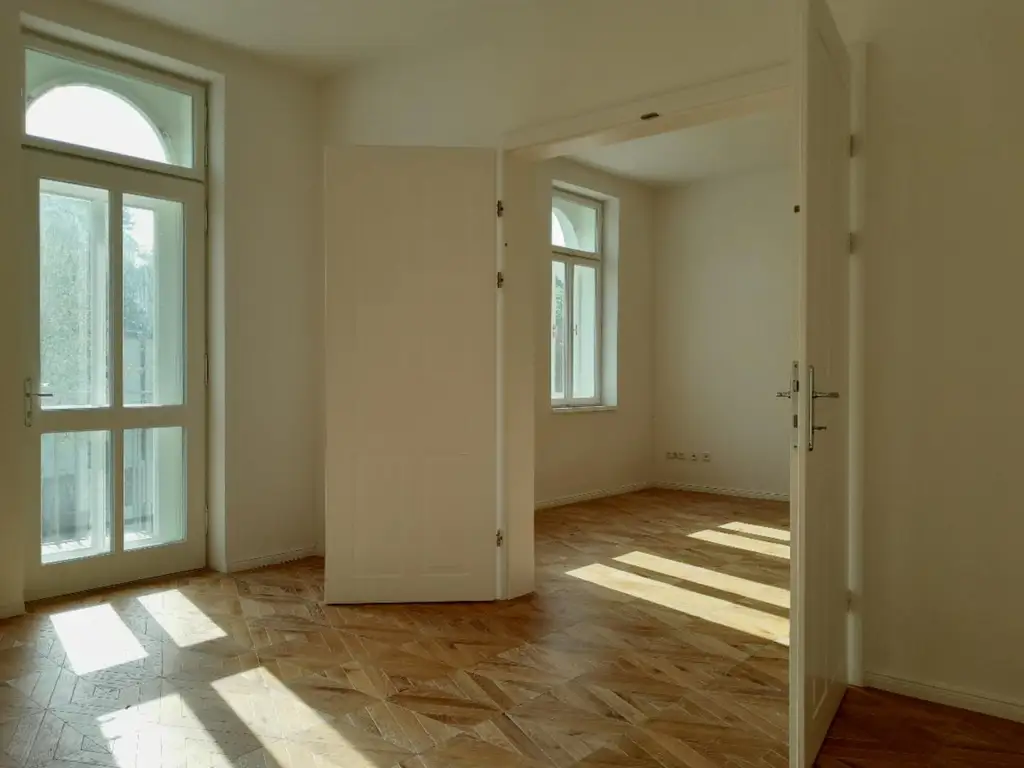 "Einladendes Büro in einem Kompetenzzentrum für freie Berufe zur Miete!"