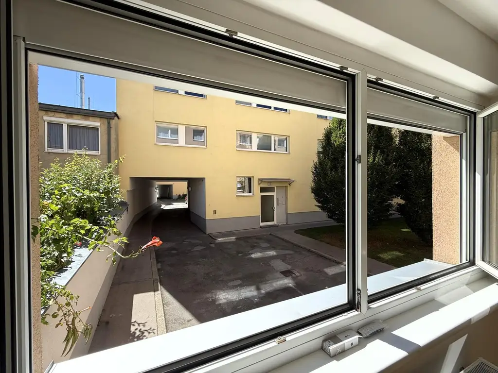 Erstbezug nach Generalsanierung - Wohnungseigentum // First occupancy after complete renovation - condominium ownership //