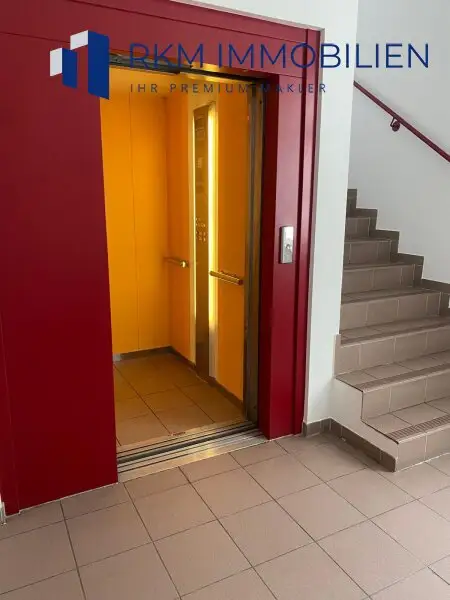 Exklusive Dachgeschosswohnung in Toplage des 17. Bezirks - mit Lift und Garage