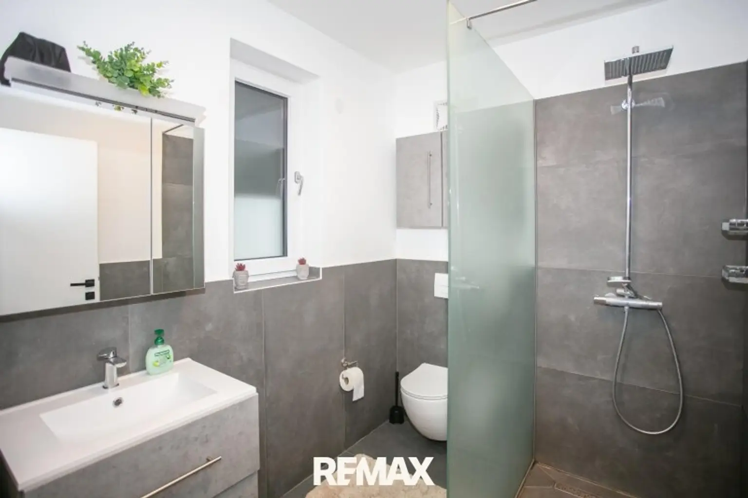 Badezimmer_EG_WE 1