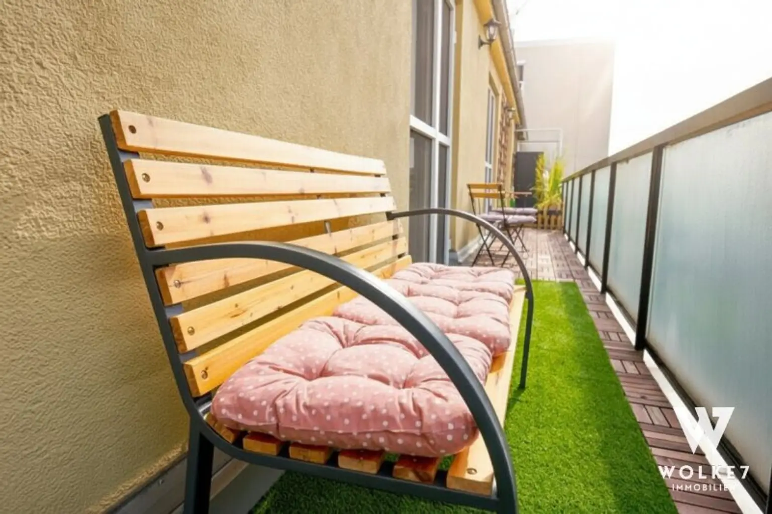 Helle 3-Zimmer-Wohnung mit gr. Terrasse nahe Naschmarkt | Klima | 3 Gehminuten U4 Pilgramgasse