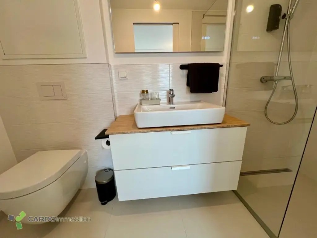3 Zimmer Maissonettewohnung mit Garagenplatz, möbliert