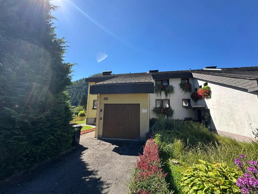 ***Familienfreundliches Eckreihenhaus in traumhafter, sonniger Ruhelage***