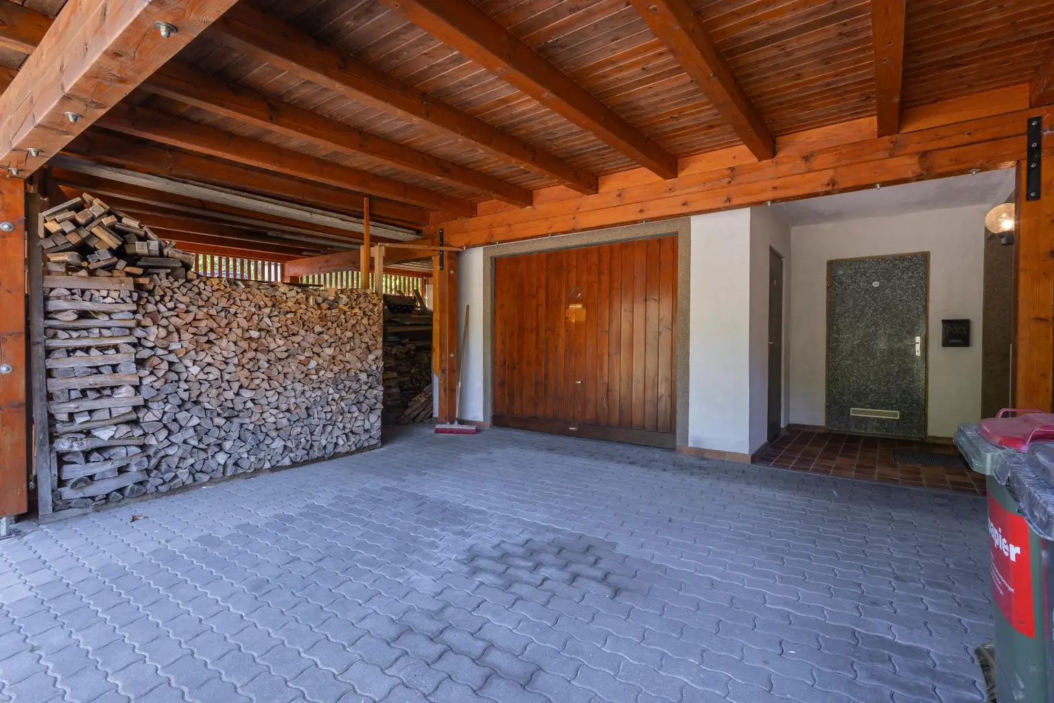 Carport, Garage