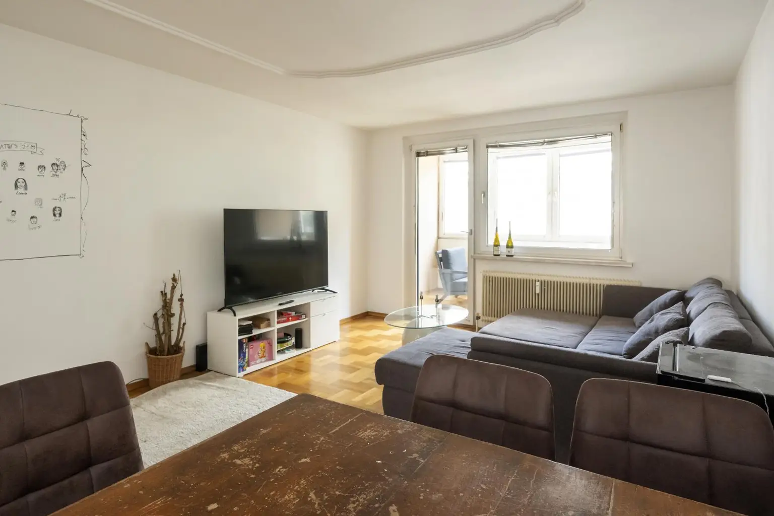 Wohnzimmer Wohnung 1050 Wien