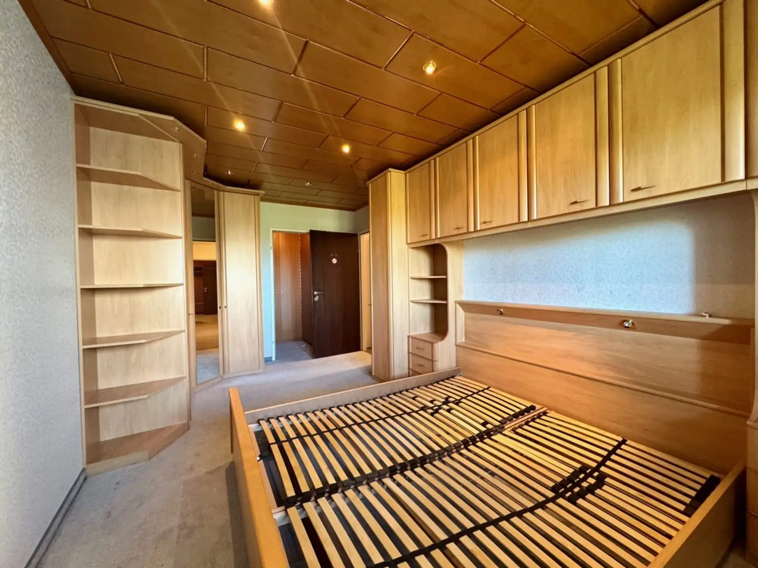 L | ++ TOP WOHNEN zum FAIREN PREIS ++ 3-ZIMMER mit LOGGIA | Prima Service Immobilien