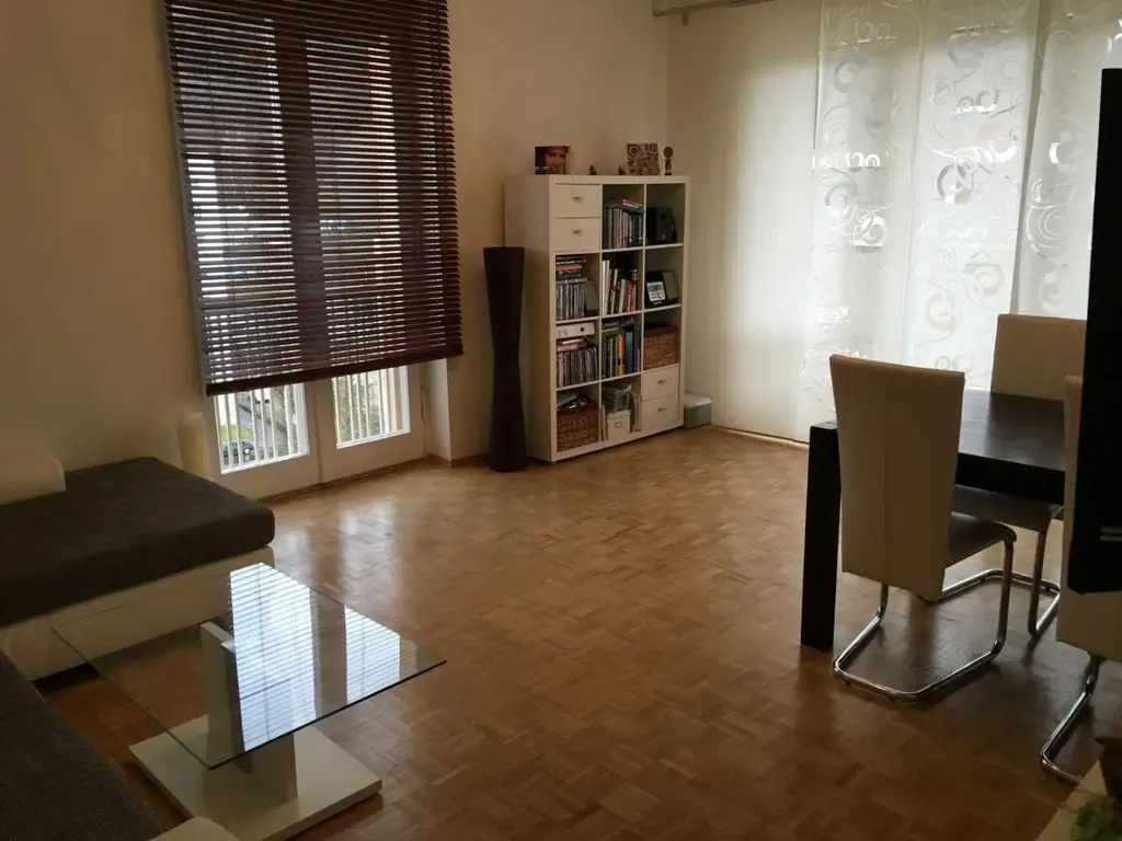 Teilmöblierte 2-Zimmer-Wohnung mit Küchenblock und Loggia in Bruck/Mur zu mieten !
