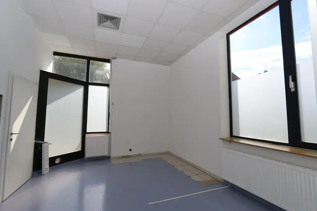 Wohn - Büro - Geschäftsräumlichkeit Top 1