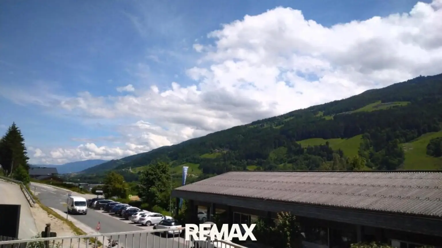 Blick Planai und Ennstal