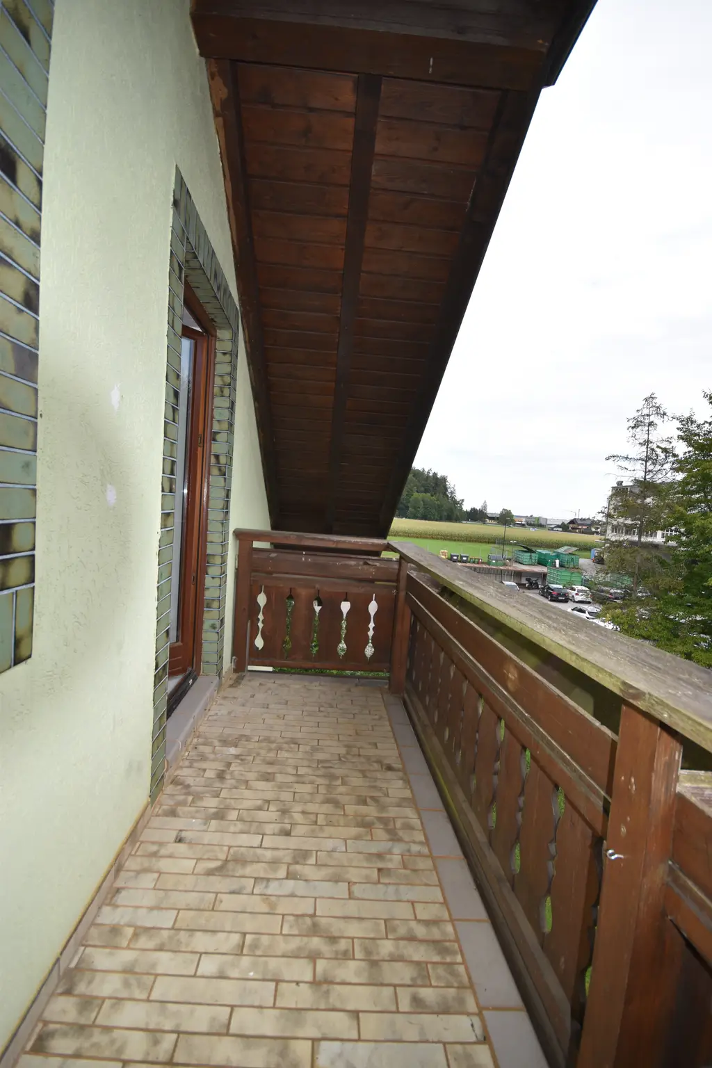 "GRÖDIG - Kleine gemütliche 2 Zimmer Wohnung mit Balkon und PKW-Stellplatz"