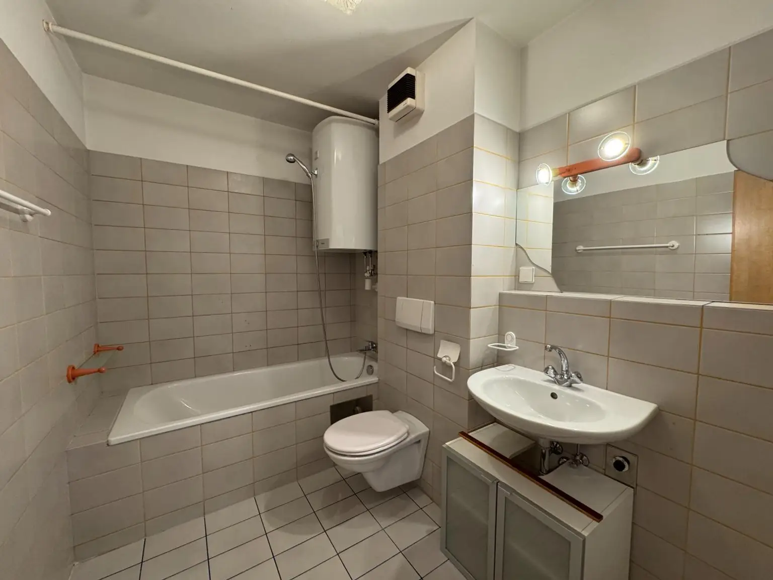 2-Zimmer-Stadtwohnung mit Balkon und Tiefgaragenplatz in Innsbruck