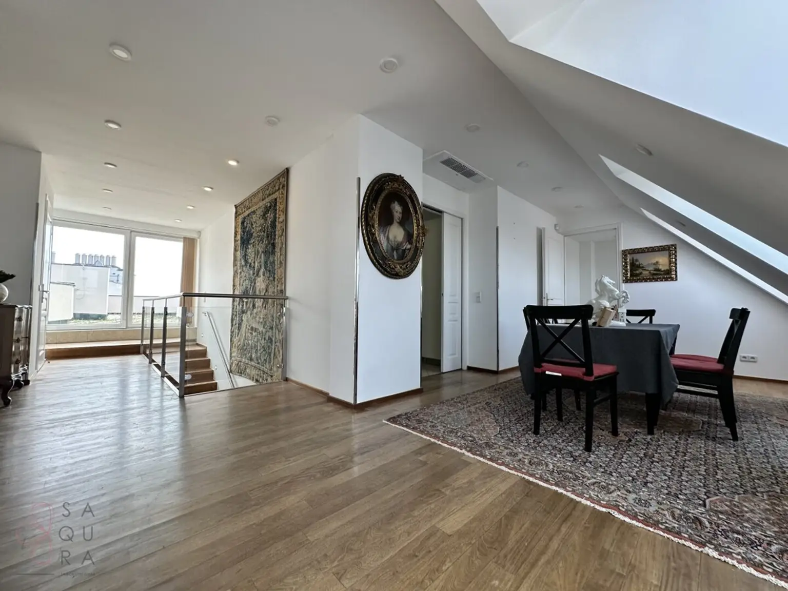 PANORAMA-DACHTERRASSE - EXKLUSIVE DACHGESCHOSSWOHNUNG AUF ZWEI EBENEN