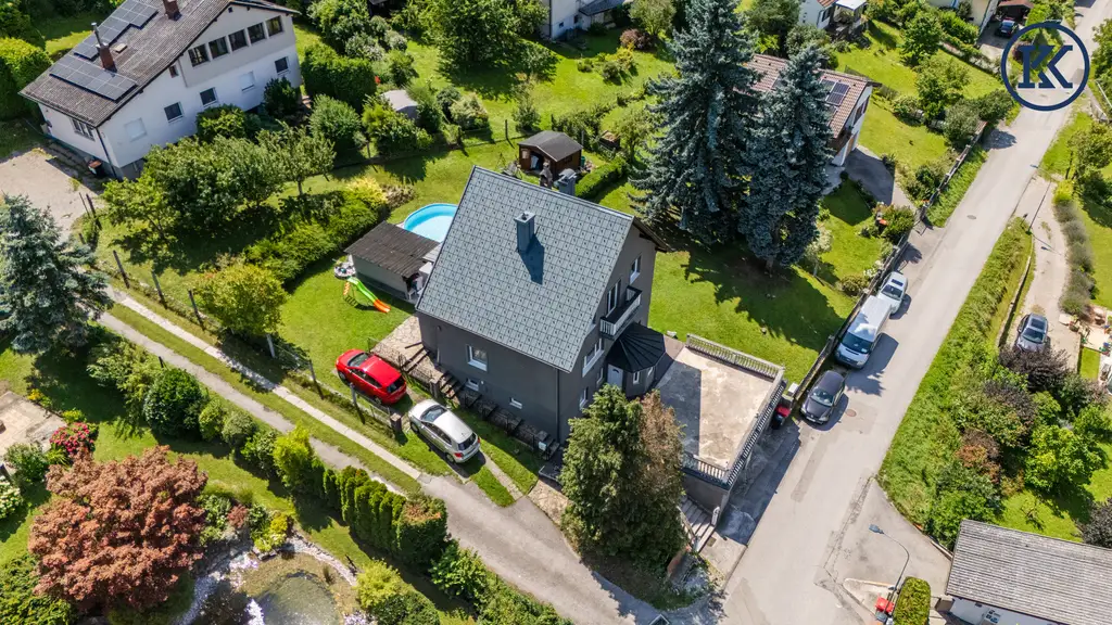 Vielseitiges Wohnhaus mit Garten, Pool & Ausblick – Ruhelage in Eichgraben