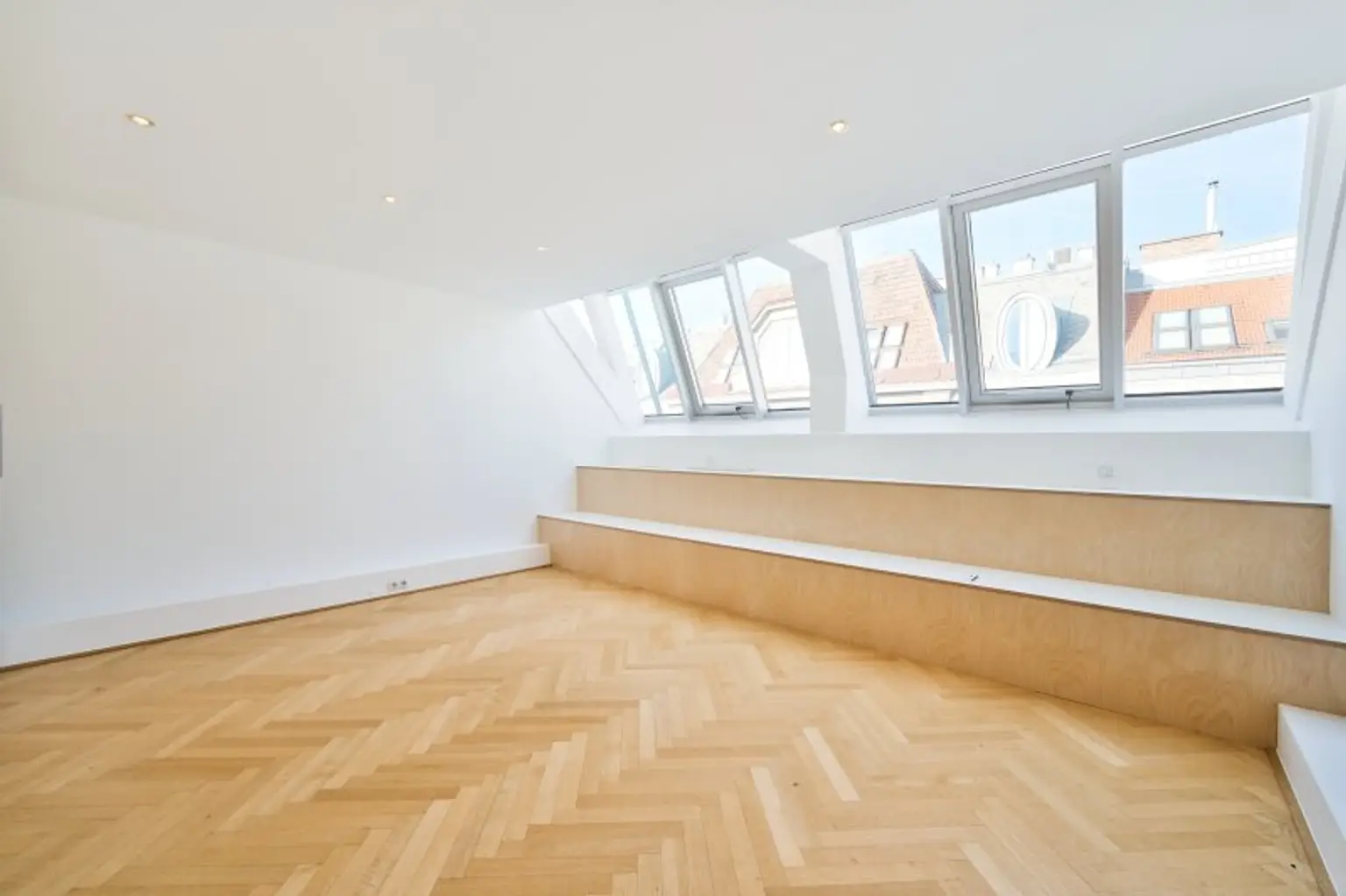 Panoramablick: Maisonette mit zwei Terrassen & 35m² Studio in der Josefstadt!