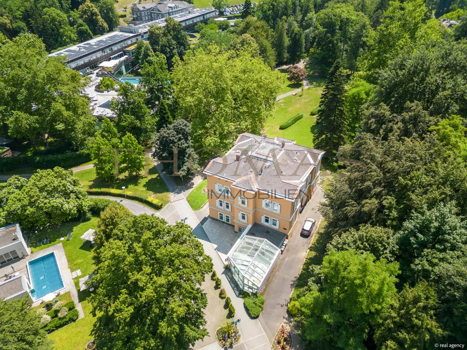 Kurparkjuwel "Villa Clar" - Boutiquehotel, Restaurant & 3 Geschäftsflächen