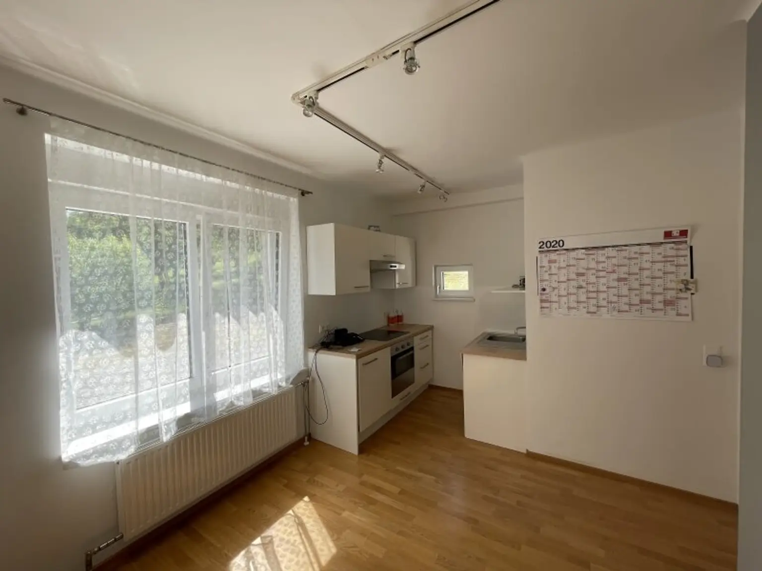 NEU SANIERTES EINFAMILIENHAUS ++ 5 ZIMMER ++ ROHDACHBODEN ++ NEBENGEBÄUDE ++ 1.000 m² GRUND