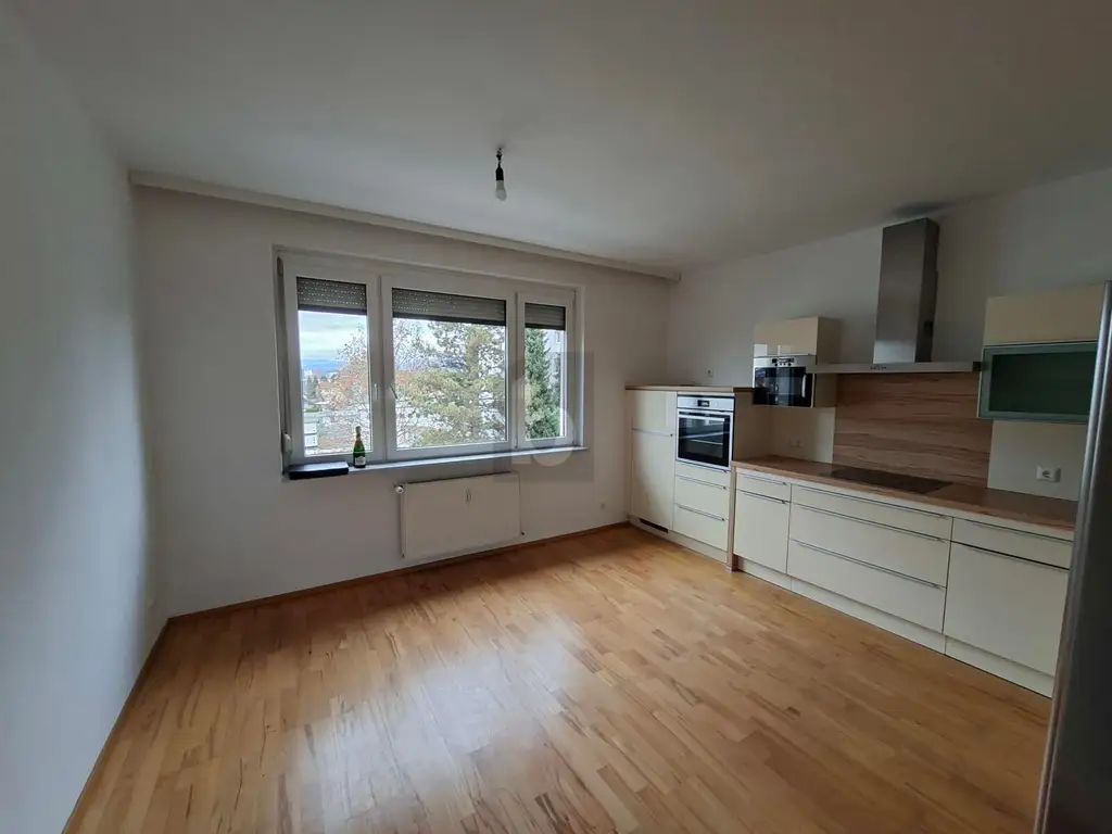 PREISHIT  MITTEN IN KLAGENFURT