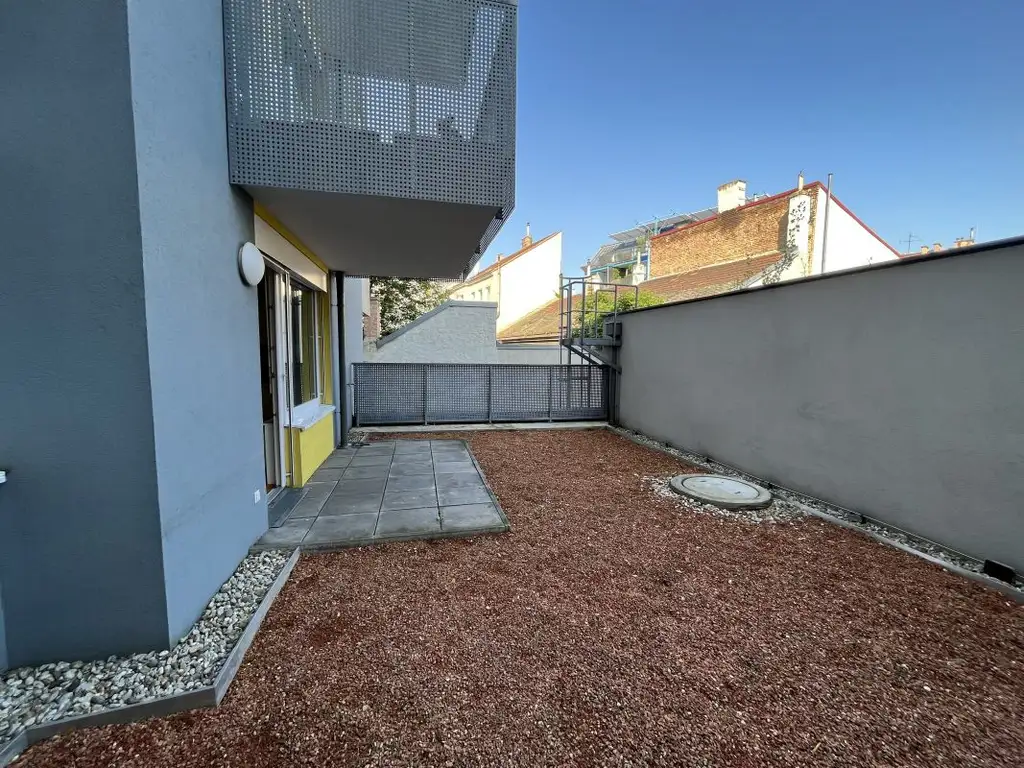 Moderne 2-Zimmer-Wohnung mit ruhiger Terrasse und Dachgarten - 
in U-Bahn-Nähe!
